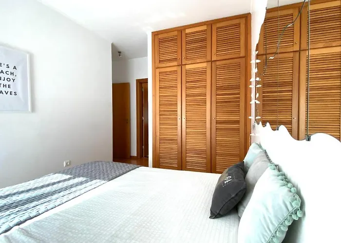 Pleno Beach-side Apartament *